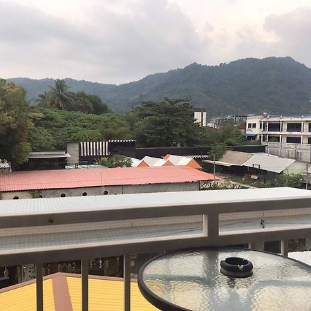 Praew Mansion Hotel Bãi biển Kamala Ngoại thất bức ảnh