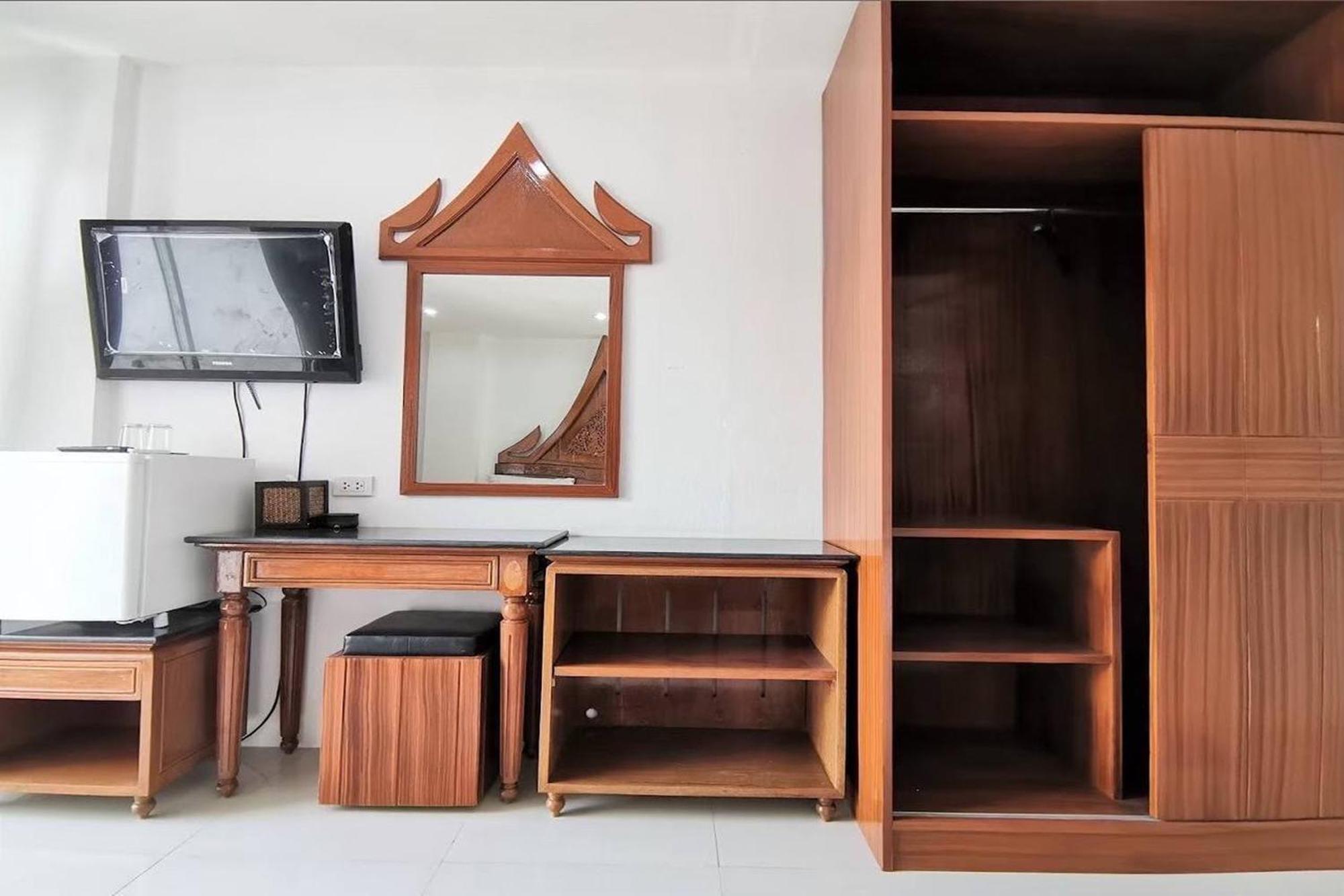 Praew Mansion Hotel Bãi biển Kamala Ngoại thất bức ảnh