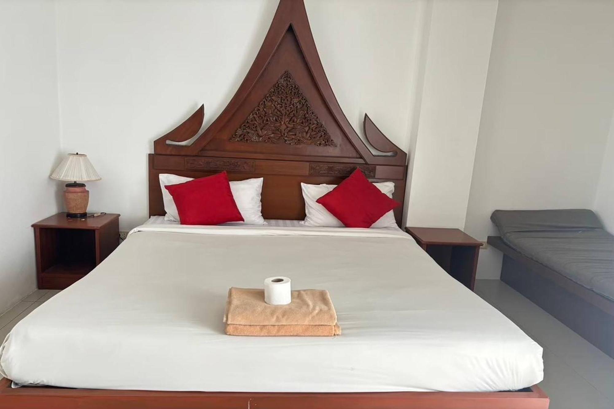Praew Mansion Hotel Bãi biển Kamala Ngoại thất bức ảnh