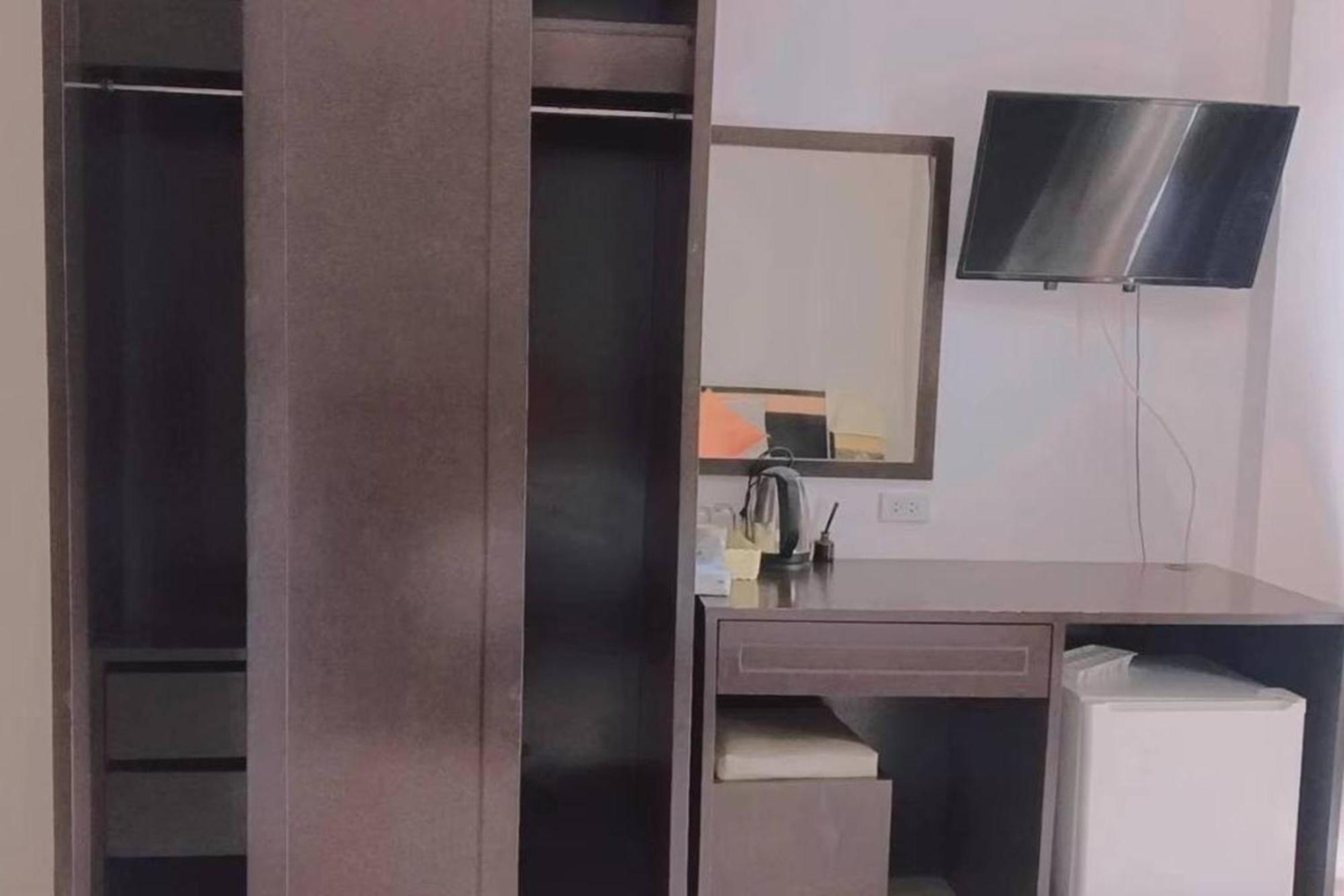 Praew Mansion Hotel Bãi biển Kamala Ngoại thất bức ảnh